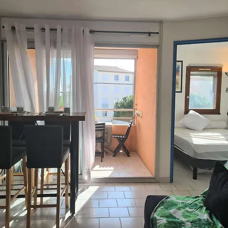 Appt Moderne Avec Piscine, 4 Couchages, Cap D'agde - Fr-1-249-435 * Agde